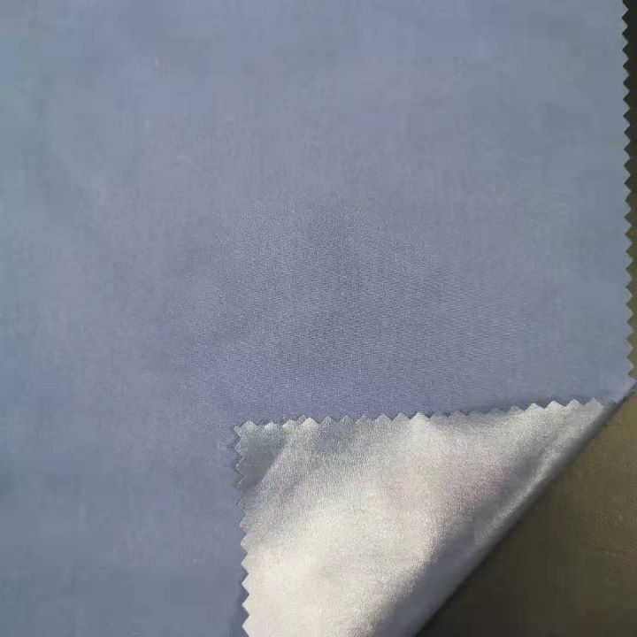 Polüester tuuletõkkeriie